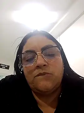 tiffany Johnson1 online show from 11/03/25, 11:15