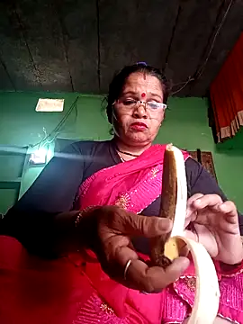 Snapshot of Manavi_x chatting on 03/04/26, 09:15 Manavi x online show from 03/04/26, 09:15