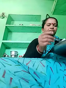 Snapshot of Manavi_x chatting on 03/08/26, 05:55 Manavi x online show from 03/08/26, 05:55