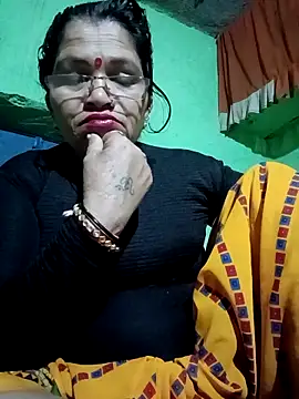 Snapshot of Manavi_x chatting on 03/17/26, 12:15 Manavi x online show from 03/17/26, 12:15