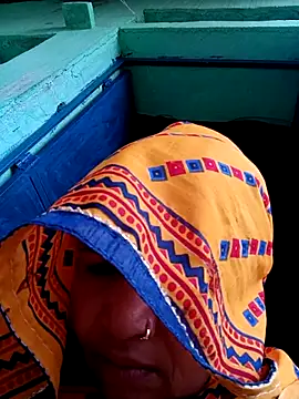 Snapshot of Manavi_x chatting on 04/05/26, 12:24 Manavi x online show from 04/05/26, 12:24