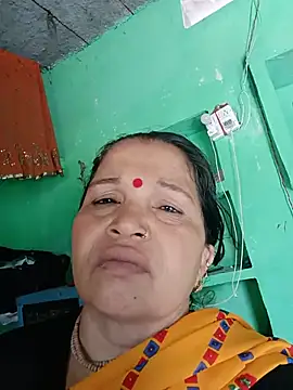 Manavi x online show from 06/21/26, 07:33