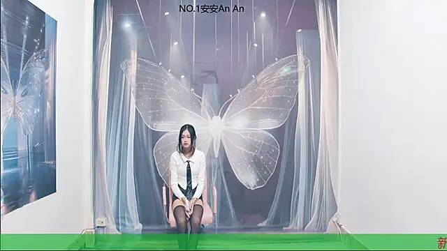 my-sunshine520 online show from 10/28/25, 09:57