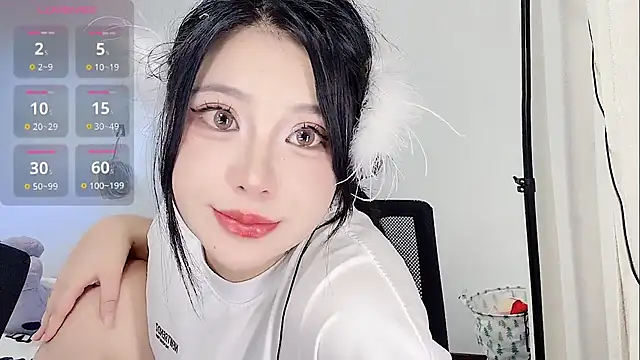 medusanamei online show from 10/13/25, 01:00