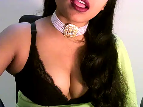 hottest mahii online show from 11/01/25, 05:09