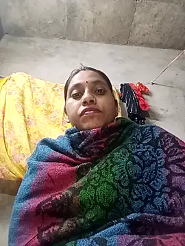 Snapshot of Sandhya_x chatting on 11/02/25, 03:03 Sandhya x online show from 11/02/25, 03:03
