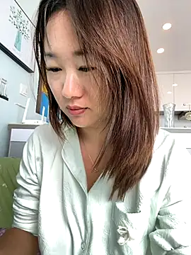 xixi-kiki online show from 09/10/25, 04:01