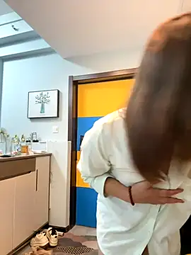 xixi-kiki online show from 09/12/25, 02:00