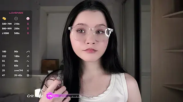 Snapshot of DelphaDivenere chatting on 10/25/25, 06:57 DelphaDivenere online show from 10/25/25, 06:57