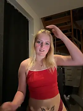 DieBlondeHannah online show from 09/08/25, 06:18