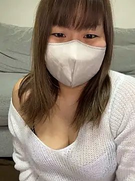 Snapshot of xxx_yuna_xxx chatting on 11/13/25, 07:35 xxx yuna xxx online show from 11/13/25, 07:35