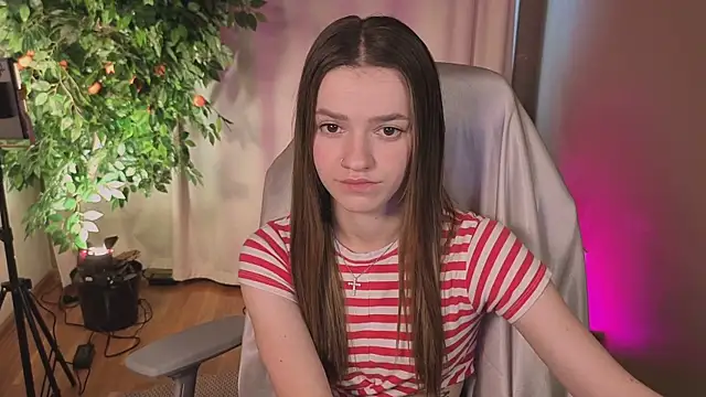 E l i z e  online show from 07/24/26, 05:16