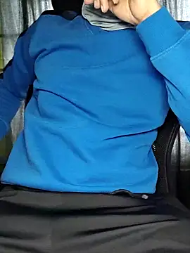 Snapshot of chocolate_alone chatting on 09/23/25, 07:00 chocolate alone online show from 09/23/25, 07:00