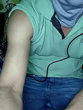 Snapshot of chocolate_alone chatting on 09/23/25, 07:06 chocolate alone online show from 09/23/25, 07:06