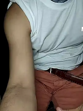 Snapshot of chocolate_alone chatting on 09/26/25, 07:29 chocolate alone online show from 09/26/25, 07:29