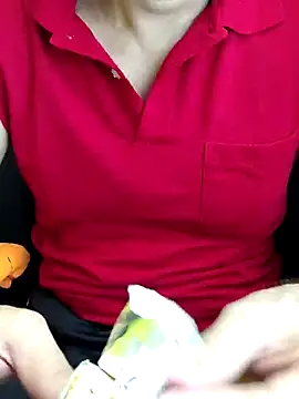 Snapshot of chocolate_alone chatting on 10/06/25, 08:01 chocolate alone online show from 10/06/25, 08:01