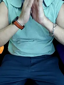 Snapshot of chocolate_alone chatting on 10/10/25, 08:24 chocolate alone online show from 10/10/25, 08:24