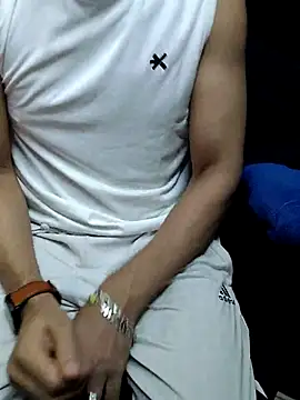 Snapshot of chocolate_alone chatting on 10/21/25, 11:55 chocolate alone online show from 10/21/25, 11:55