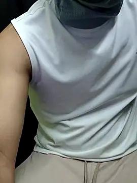 Snapshot of chocolate_alone chatting on 11/04/25, 07:07 chocolate alone online show from 11/04/25, 07:07