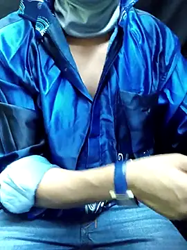 Snapshot of chocolate_alone chatting on 11/05/25, 06:35 chocolate alone online show from 11/05/25, 06:35