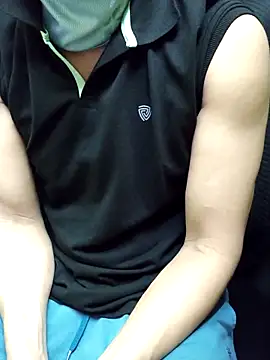 Snapshot of chocolate_alone chatting on 11/07/25, 07:30 chocolate alone online show from 11/07/25, 07:30