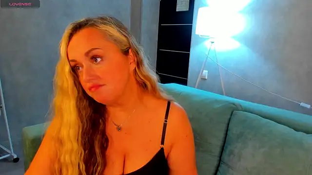 Sky Kuper online show from 11/11/25, 12:43