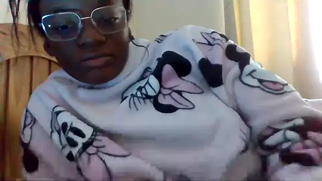 SexyGemBeautyX online show from 11/30/25, 01:04