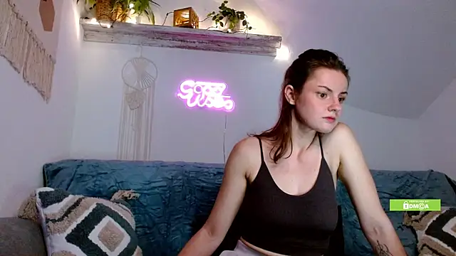 Snapshot of MariaHoward chatting on 09/29/25, 07:30 MariaHoward online show from 09/29/25, 07:30