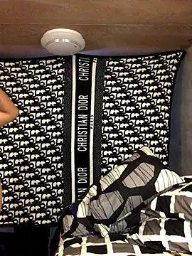 ahnela69xxx online show from 11/05/25, 12:16