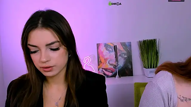 mila glow1 online show from 09/13/25, 08:58