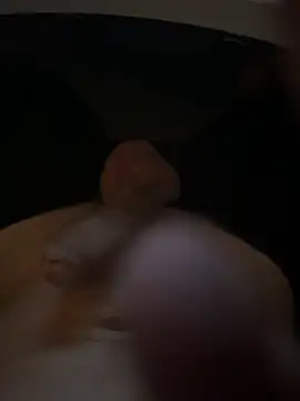 Snapshot of wayneia chatting on 09/19/25, 06:41 wayneia online show from 09/19/25, 06:41