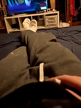 Snapshot of Horny_mummy chatting on 12/05/25, 07:54 Horny mummy online show from 12/05/25, 07:54