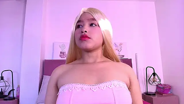 CamiilaGlow online show from 10/17/25, 12:41