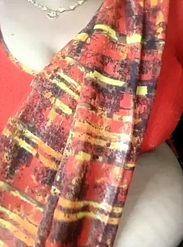 Snapshot of Geetha227 chatting on 09/16/25, 11:11 Geetha227 online show from 09/16/25, 11:11