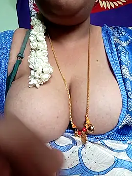 Snapshot of Geetha227 chatting on 12/05/25, 04:21 Geetha227 online show from 12/05/25, 04:21