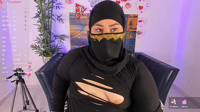 samanee konn online show from 04/29/26, 07:09