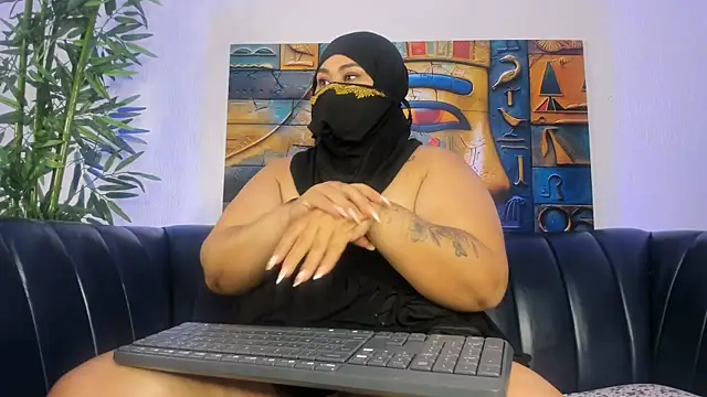 samanee konn online show from 06/26/26, 10:19