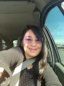 Snapshot of MAFE__29 chatting on 10/15/25, 01:22 MAFE  29 online show from 10/15/25, 01:22