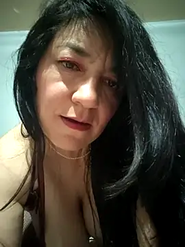 Snapshot of MAFE__29 chatting on 10/16/25, 05:19 MAFE  29 online show from 10/16/25, 05:19
