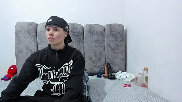 Bruno Cruzz online show from 05/24/26, 02:27