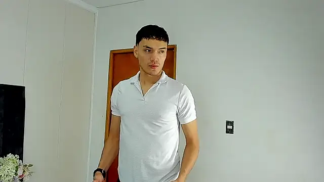 Jacksonflorez online show from 09/10/25, 07:36