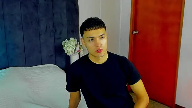 Jacksonflorez online show from 09/11/25, 07:03