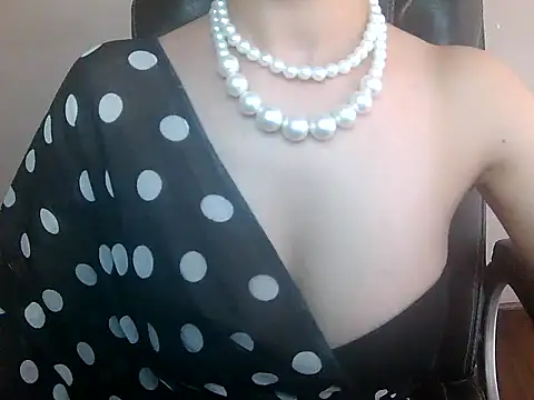 akankshapuri online show from 10/01/25, 06:08