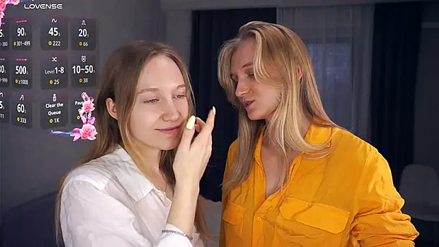 EarnestineGyllenband online show from 10/12/25, 06:56