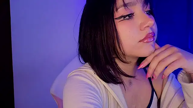 sophiievv online show from 06/11/26, 06:39