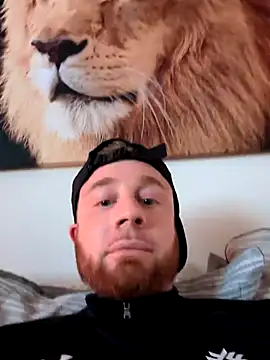 Snapshot of Chffbhf chatting on 09/20/25, 01:01 Chffbhf online show from 09/20/25, 01:01