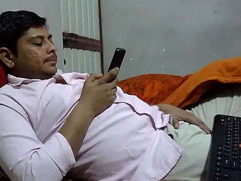 Snapshot of Ajmersingh335512 chatting on 02/12/26, 03:40 Ajmersingh335512 online show from 02/12/26, 03:40