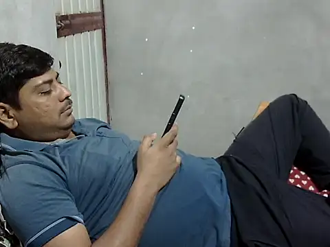 Snapshot of Ajmersingh335512 chatting on 04/10/26, 04:44 Ajmersingh335512 online show from 04/10/26, 04:44