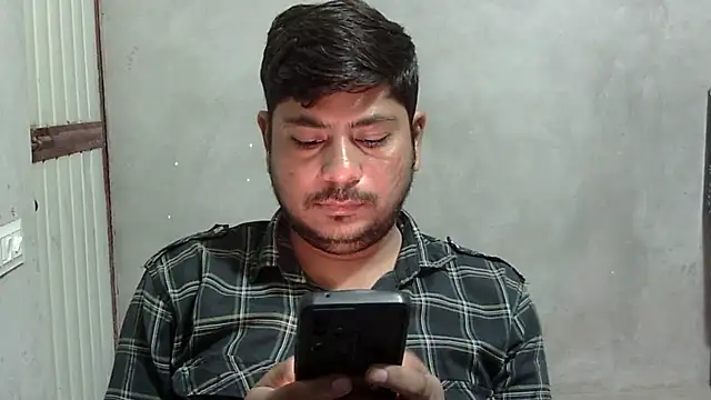 Snapshot of Ajmersingh335512 chatting on 04/22/26, 04:52 Ajmersingh335512 online show from 04/22/26, 04:52