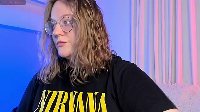 Alissa S online show from 09/12/25, 01:11